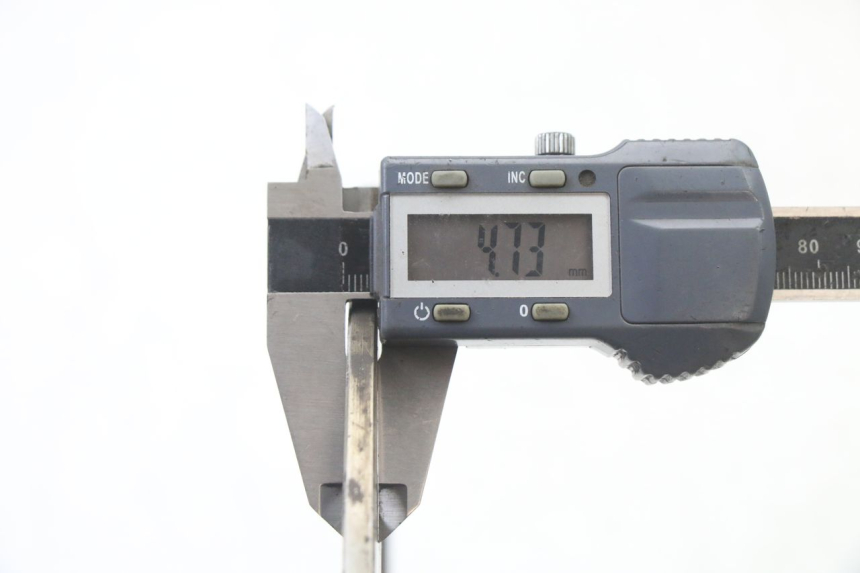 photo de PRZEDNI TARCZA HAMULCOWA GILERA NEXUS 300 (2008 - 2013) - Punkty mocowania