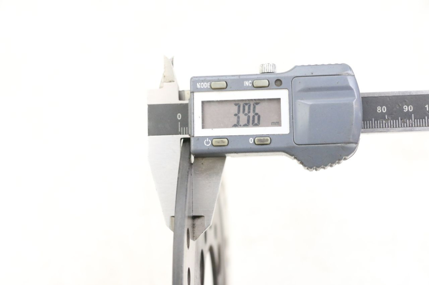 photo de TARCZA HAMULCOWA PRZEDNIA GOES WIKI 125 (2010 - 2015) - Szczegół części