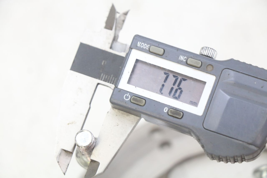 photo de PRZEDNI TARCZA HAMULCOWA PEUGEOT KISBEE 2T 50 (2010 - 2017) - Zoom stanu zużycia