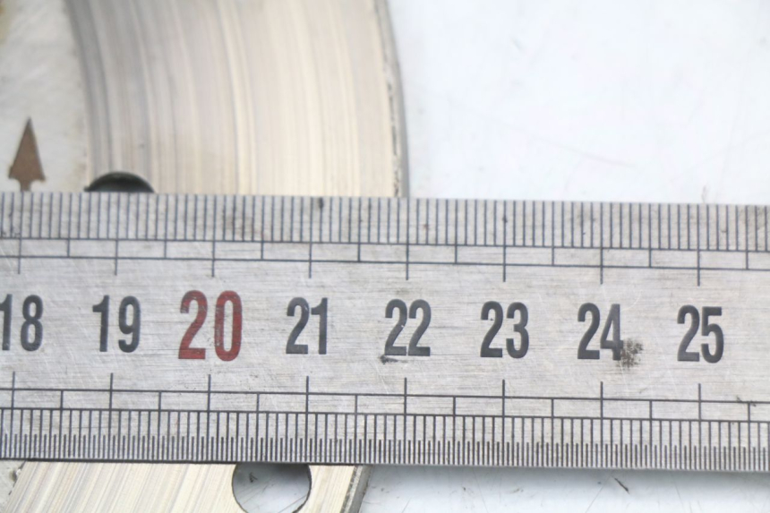 photo de TARCZA HAMULCOWA PRZEDNIA PIAGGIO LIBERTY 4T 50 (2004 - 2008) - Zoom stanu zużycia