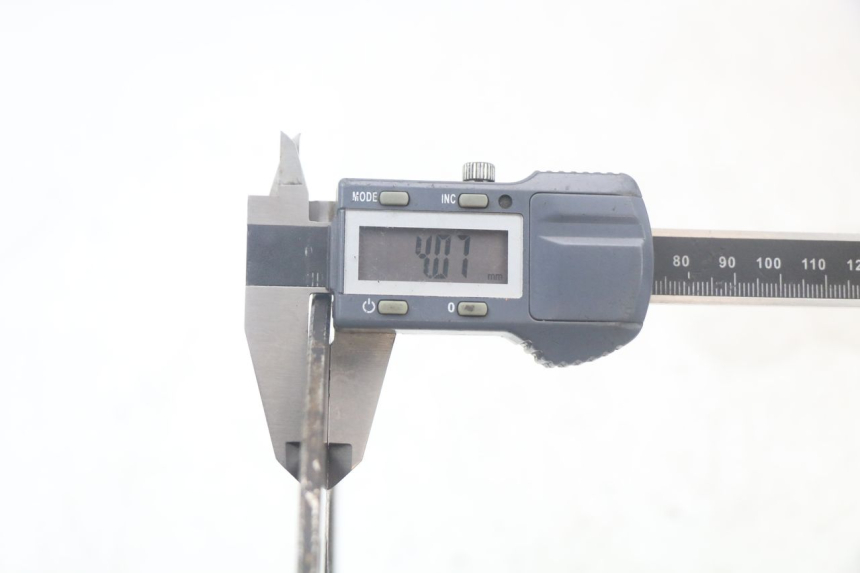 photo de TARCZA HAMULCOWA PRZEDNIA KYMCO LIKE 125 (2009 - 2016) - Zbliżenie techniczne