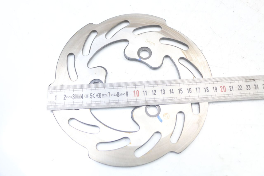 photo de PRZEDNI TARCZ HAMULCOWY MASH LEGEND'R 4T 50 (2021 - 2025) - Zoom stanu zużycia