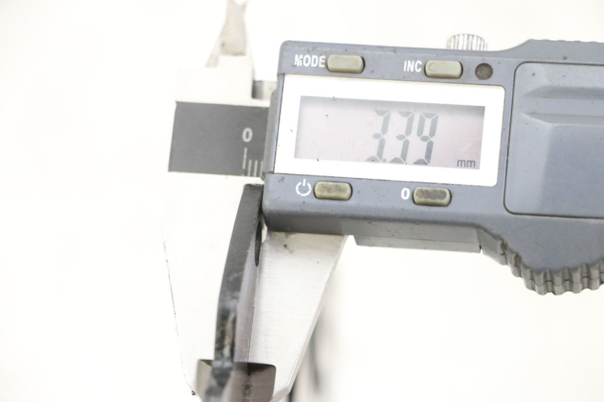 photo de TARCZA HAMULCOWA PRZEDNIA NECO ONE SX 4T 50 (2022 - 2025) - Szczegół części