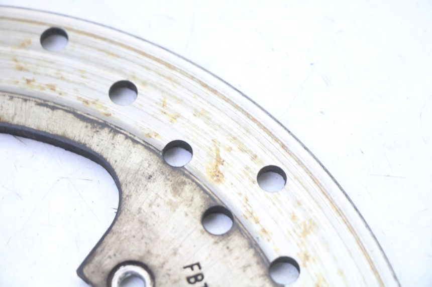 photo de TARCZA HAMULCOWA PRZEDNIA GILERA NEXUS 125 (2009 - 2013) - Zbliżenie techniczne