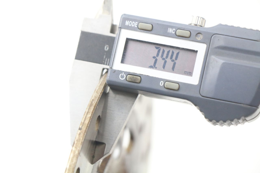 photo de TARCZA HAMULCOWA PRZEDNIA JM MOTORS OLDIES 4T 50 (2010 - 2020) - Zoom stanu zużycia