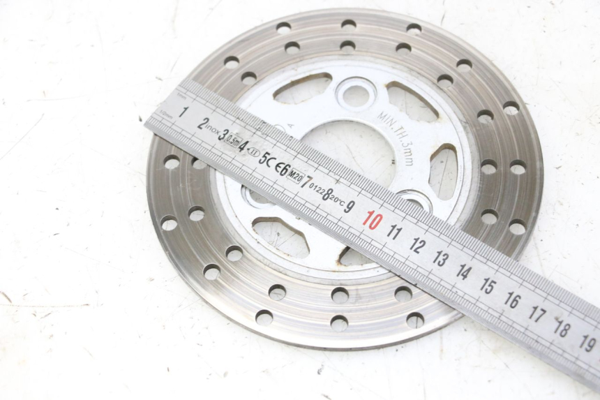 photo de TARCZA HAMULCOWA PRZEDNIA JM MOTORS OLDIES GT 4T 50 (2018 - 2025) - Inny kąt widzenia