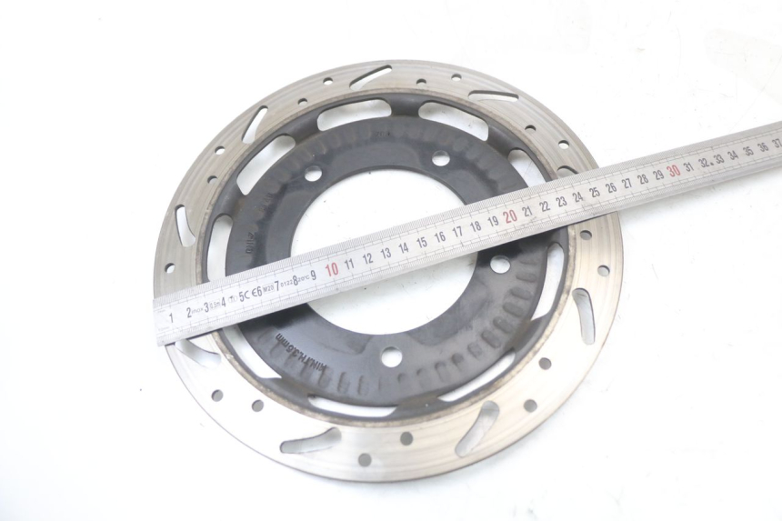 photo de PRZEDNI TARCZ HAMULCOWY PEUGEOT BELVILLE 125 (2017 - 2021) - Zoom stanu zużycia