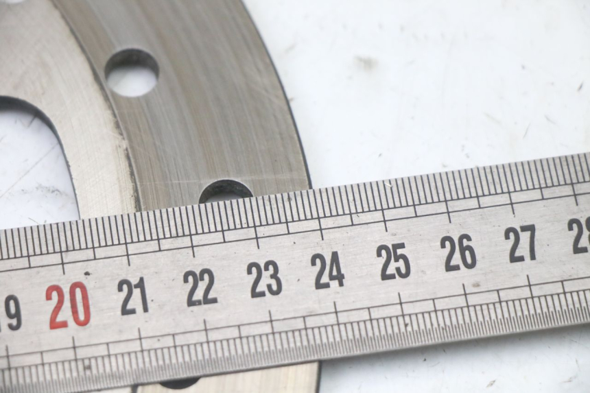 photo de TARCZA HAMULCOWA PRZEDNIA PIAGGIO NRG POWER PUREJET 50 (2018 - 2021) - Inny kąt widzenia