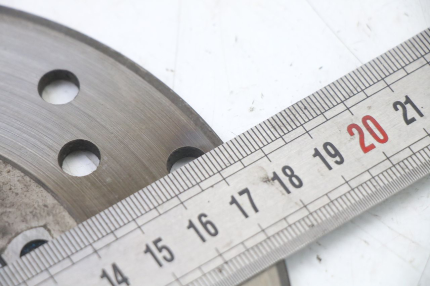 photo de PRZEDNI TARCZA HAMULCOWA PIAGGIO ZIP 4T 50 (2018 - 2020) - Inny kąt widzenia