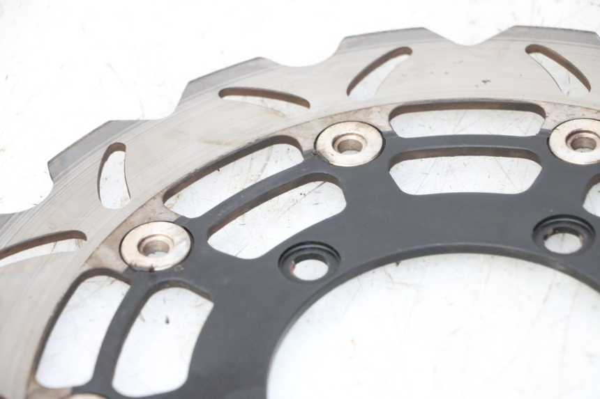 photo de TARCZA HAMULCOWA PRZEDNIA MAG POWER R-STREET 50 (2016 - 2025) - Zbliżenie techniczne