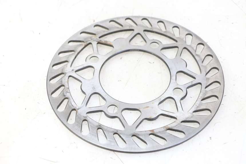 photo de PRZEDNI TARCZA HAMULCOWA APOLLO RFZ 125 - Zbliżenie techniczne