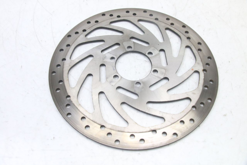 photo de PRZEDNI TARCZA HAMULCOWA ROYAL ENFIELD HYMALAYAN 410 (2016 - 2023) - Zoom stanu zużycia