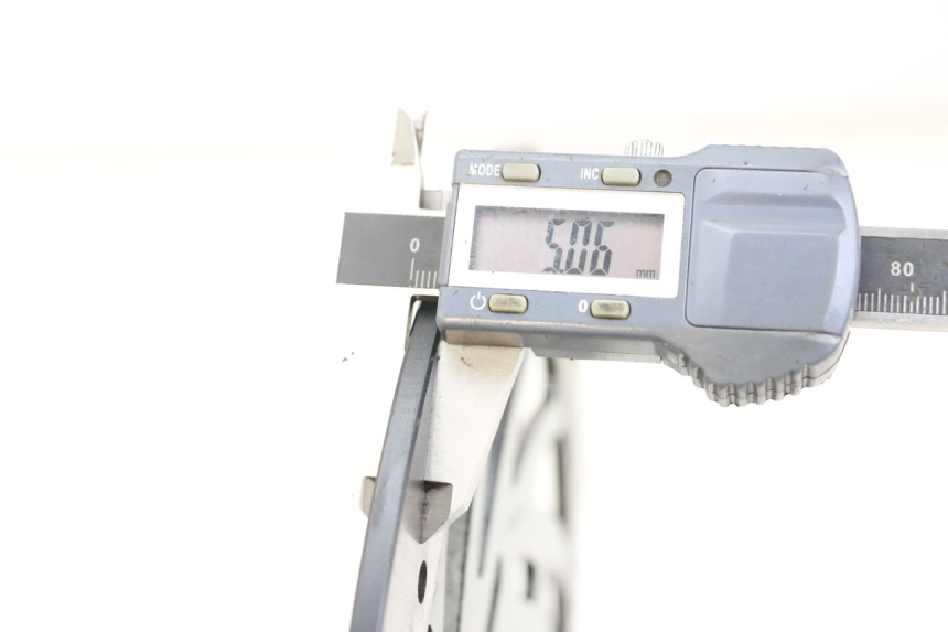 photo de PRZEDNI TARCZ HAMULCOWY ROYAL ENFIELD SCRAM 411 (2022 - 2024) - Stan powierzchni