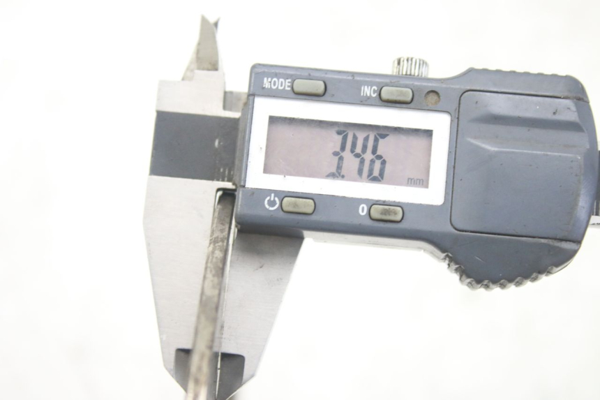 photo de TARCZA HAMULCOWA PRZEDNIA SUZUKI SMX SUPERMOTARD 50 (1996 - 2001) - Zbliżenie techniczne