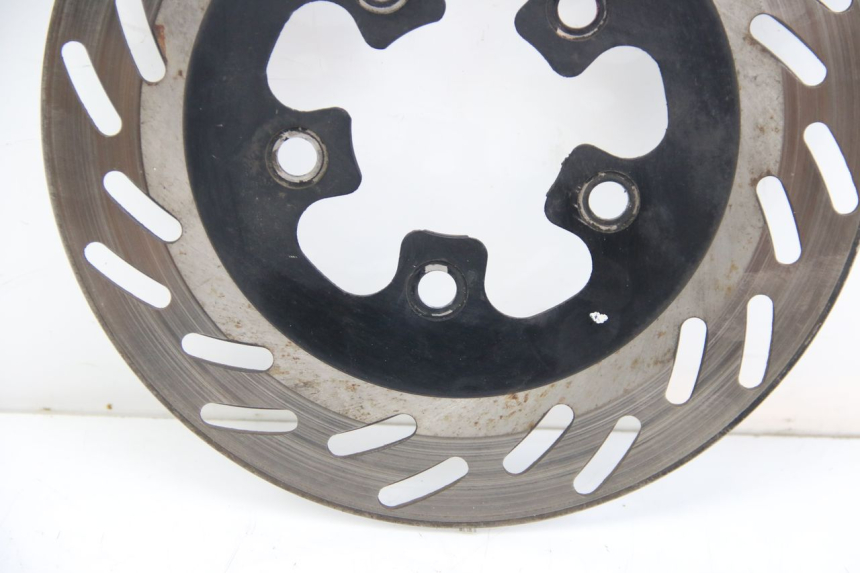 photo de TARCZA HAMULCOWA PRZEDNIA PEUGEOT TWEET 4T 50 (2010 - 2014) - Inny kąt widzenia