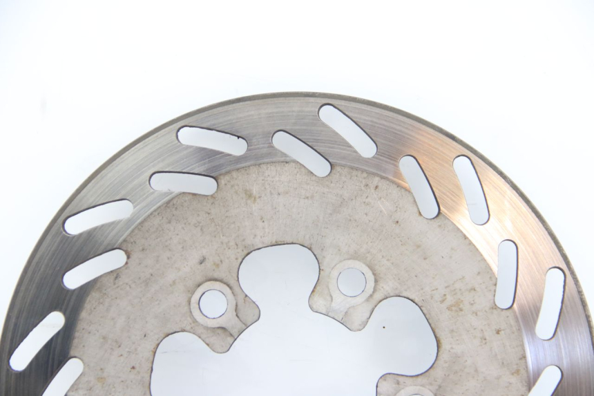 photo de TARCZA HAMULCOWA PRZEDNIA PEUGEOT TWEET 4T 50 (2010 - 2014) - Punkty mocowania