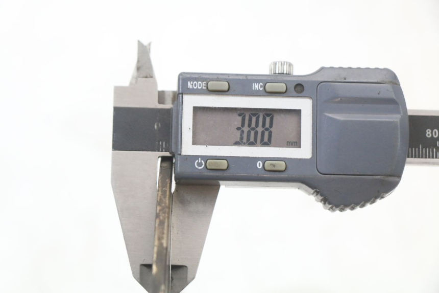 photo de PRZEDNI TARCZA HAMULCOWA PIAGGIO TYPHOON 50 (2000 - 2009) - Zbliżenie techniczne