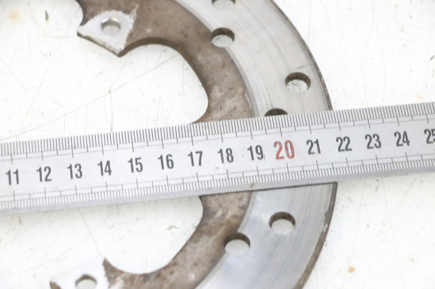 photo de PRZEDNI TARCZA HAMULCOWA PIAGGIO VESPA GTS SUPER IE 125 (2009 - 2016) - Zoom stanu zużycia