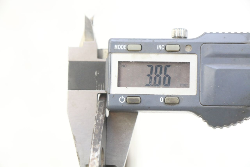 photo de TARCZA HAMULCOWA PRZEDNIA PIAGGIO VESPA PRIMAVERA 2T 50 (2013 - 2018) - Szczegół części