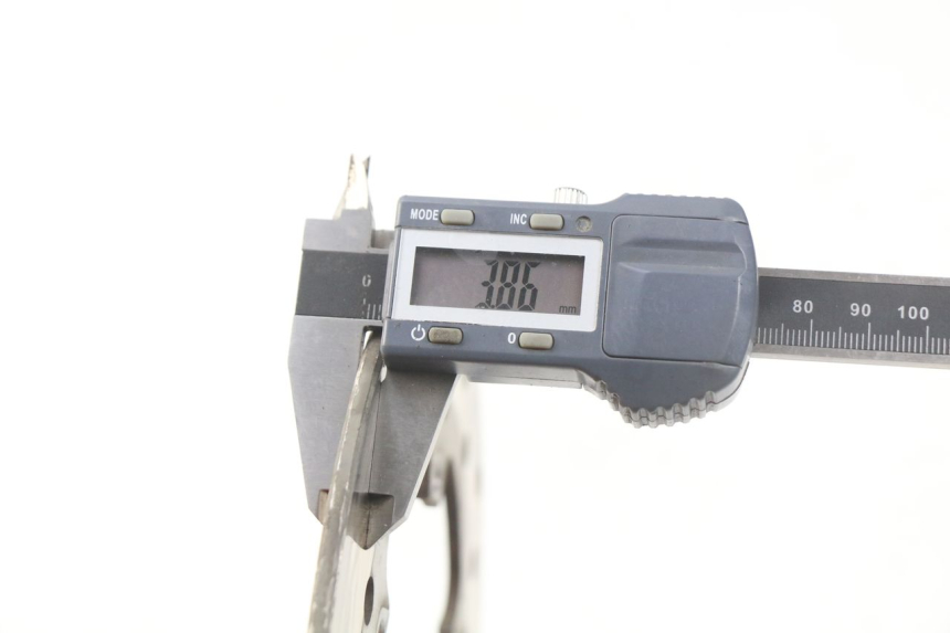 photo de PRZEDNI TARCZA HAMULCOWA PIAGGIO VESPA SPRINT 2T 50 (2014 - 2018) - Szczegół części