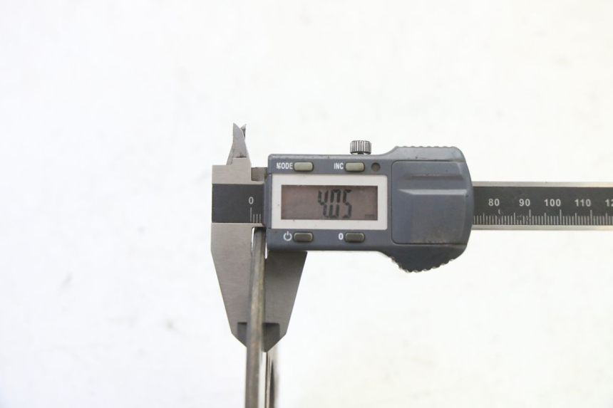 photo de PRZEDNI TARCZ HAMULCOWY MBK WAAP 125 (2008 - 2013) - Zbliżenie techniczne