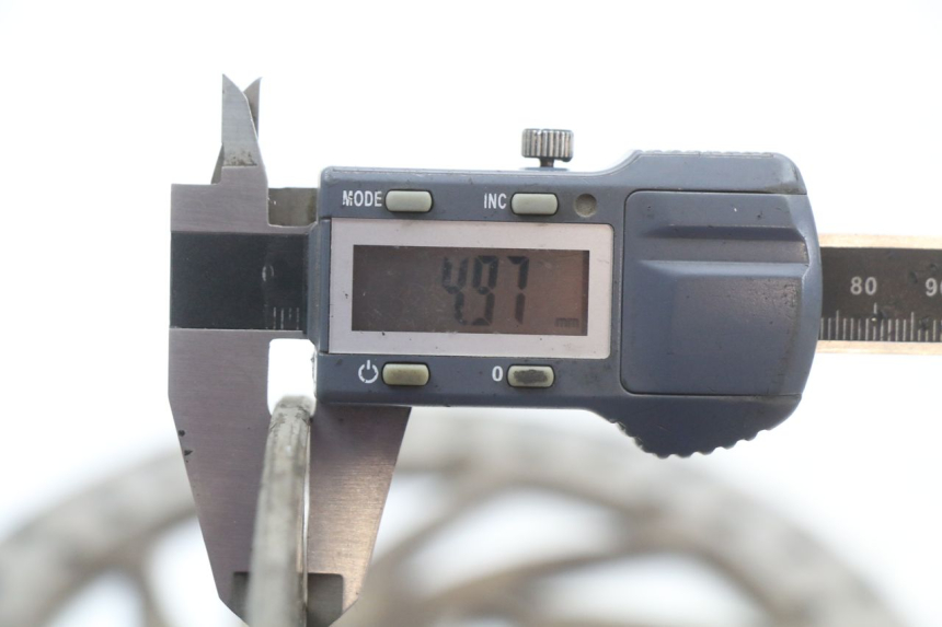 photo de TARCZA HAMULCOWA PRZEDNIA PIAGGIO X10 125 (2012 - 2017) - Punkty mocowania