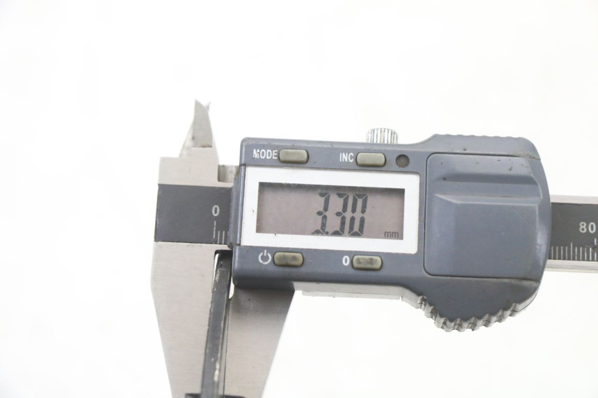 photo de TARCZA HAMULCOWA PRZEDNIA YAMAHA AEROX 50 (1997 - 2006) - Zbliżenie techniczne