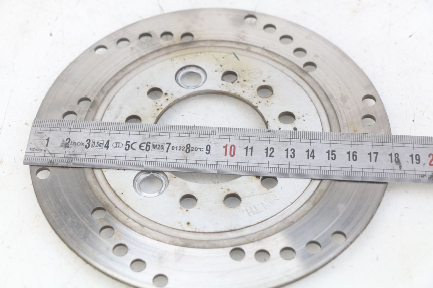 photo de TARCZA HAMULCOWA PRZEDNIA YIYING YY125T 125 (2006 - 2014) - Szczegół części