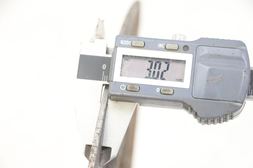 photo de TARCZA HAMULCOWA ROLL LOCK PIAGGIO IE MP3 YOURBAN 300 (2011 - 2016) - Szczegół części