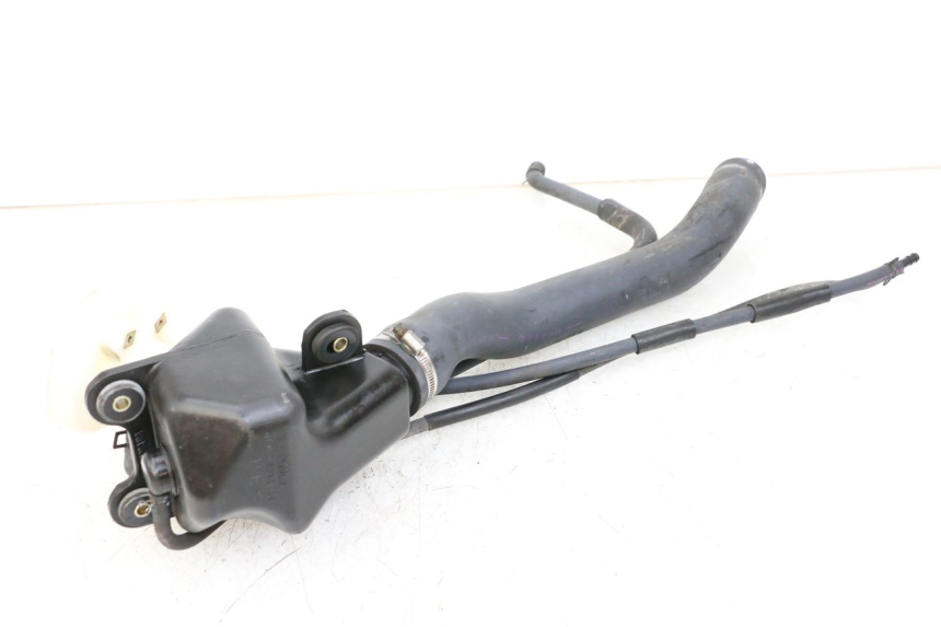 photo de PRZEWÓD PALIWOWY MBK FLAME X 125 (2007 - 2016) - Zoom stanu zużycia