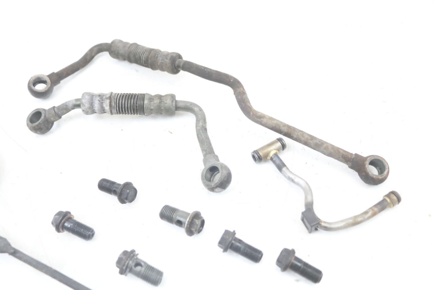 photo de PRZEWÓD OLEJOWY KAWASAKI GTR 1000 (1994 - 2004) - Zbliżenie techniczne