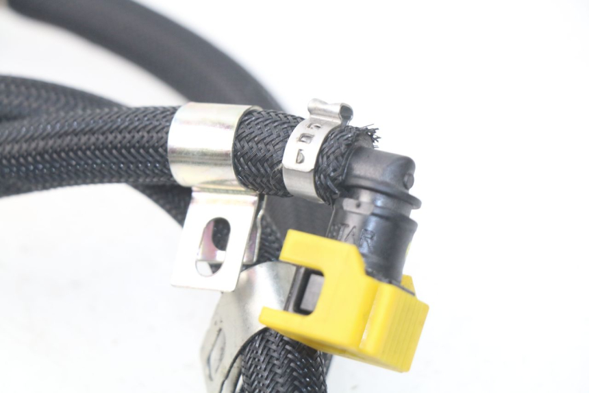 photo de PRZEWÓD WTRYSKIWACZA PIAGGIO MP3 HPE 500 (2019 - 2022) - Szczegół części