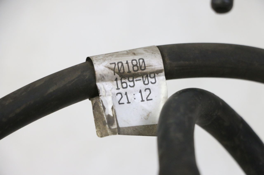 photo de PRZEWÓD WTRYSKIWACZA PIAGGIO MP3 RL 250 (2006 - 2010) - Zoom stanu zużycia