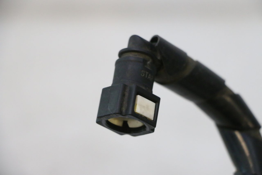 photo de PRZEWÓD WTRYSKIWACZA PIAGGIO MP3 500 (2011 - 2015) - Inny kąt widzenia