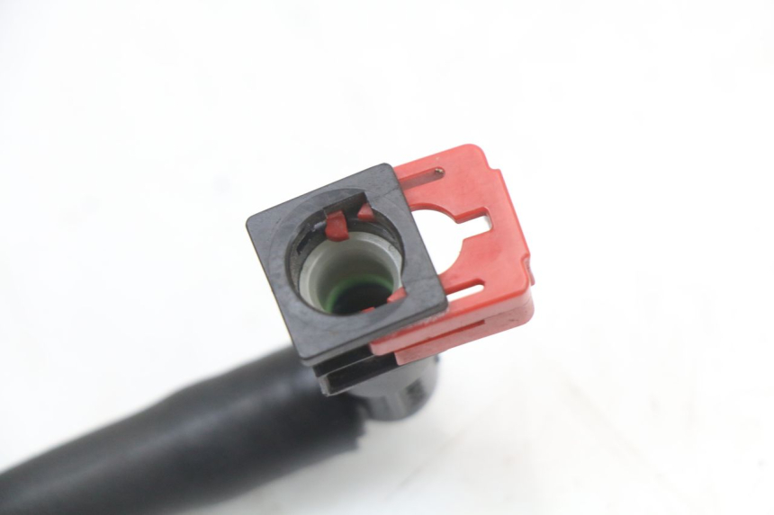 photo de PRZEWÓD WTRYSKIWACZA KAWASAKI NINJA 400 (2018 - 2023) - Punkty mocowania