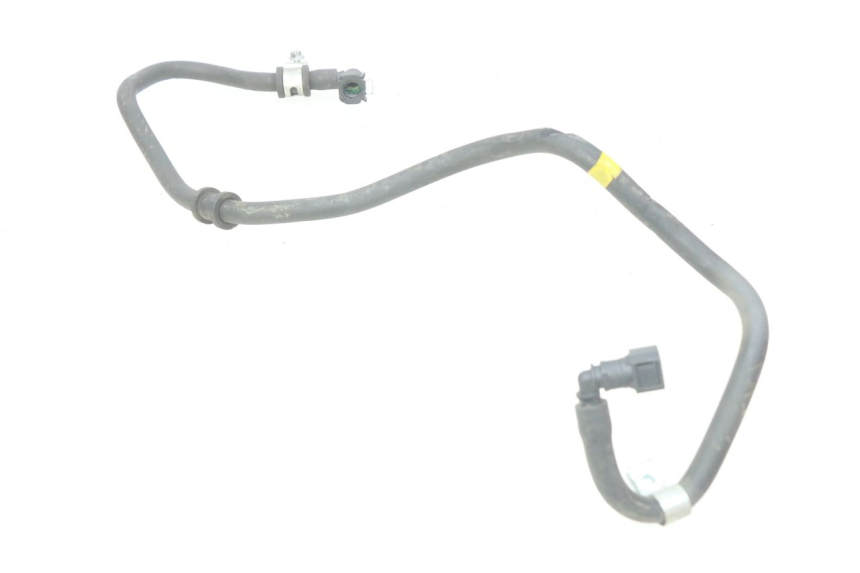 photo de PRZEWÓD WTRYSKIWACZA PIAGGIO VESPA GTS IGET ABS 125 (2017 - 2023) - Inny kąt widzenia