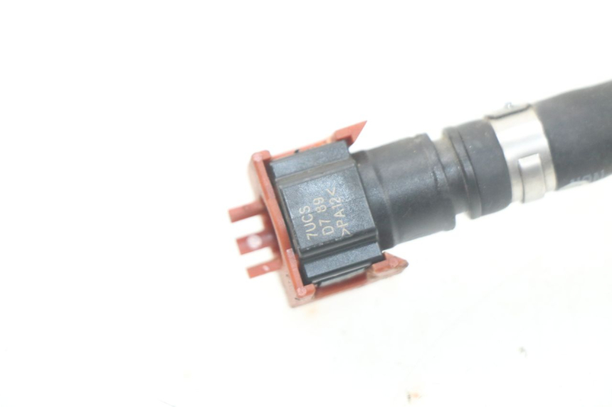 photo de PRZEWÓD WTRYSKIWACZA YAMAHA YP T-MAX TMAX 530 (2017 - 2020) - Inny kąt widzenia