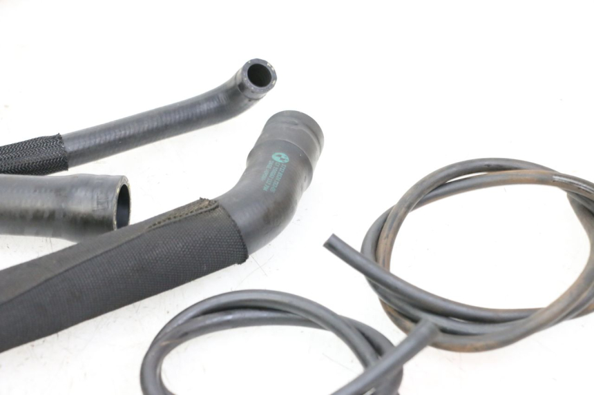 photo de PRZEWÓD CHŁODNICY BMW S RR ABS S1000RR 1000 (2015 - 2018) - Punkty mocowania