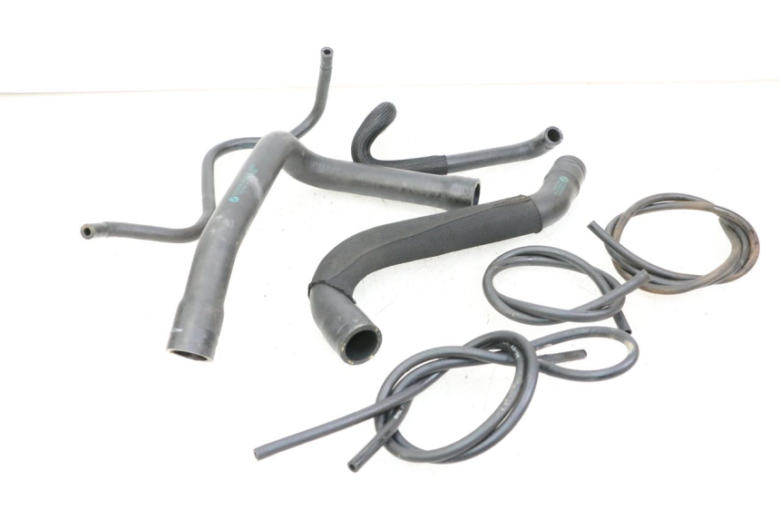 photo de PRZEWÓD CHŁODNICY BMW S RR ABS S1000RR 1000 (2015 - 2018) - Stan powierzchni