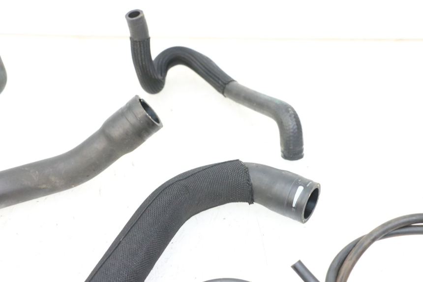 photo de PRZEWÓD CHŁODNICY BMW S RR ABS S1000RR 1000 (2015 - 2018) - Część sprawdzona