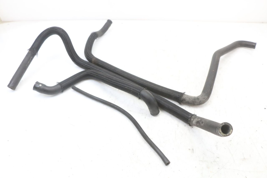 photo de PRZEWÓD CHŁODNICY SUZUKI BURGMAN 125 (2007 - 2014) - Widok główny