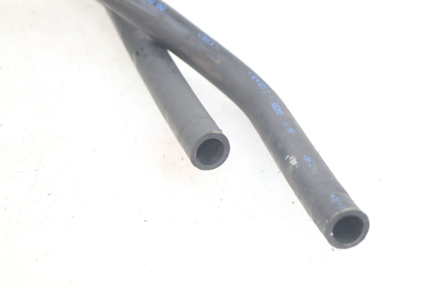 photo de PRZEWÓD CHŁODNICY PEUGEOT ELYSEO 125 (1999 - 2004) - Inny kąt widzenia