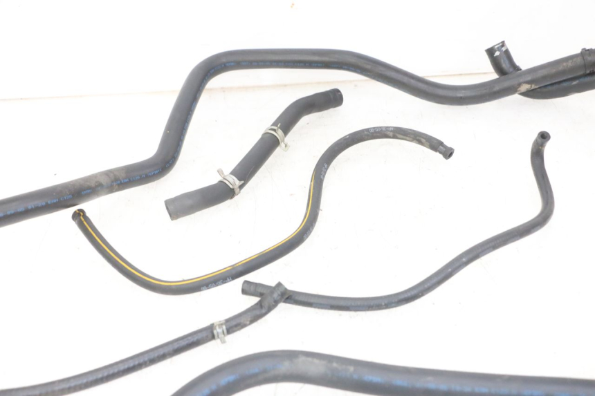 photo de PRZEWÓD CHŁODNICY PEUGEOT ELYSTAR 125 (2002 - 2007) - Zoom stanu zużycia