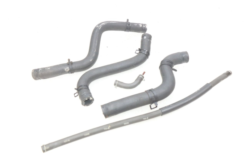 photo de PRZEWÓD CHŁODNICY HONDA FES PANTHEON 2T 125 (1998 - 2002) - Widok główny