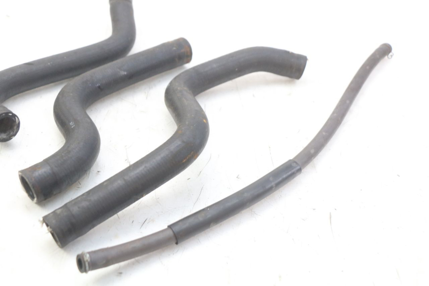 photo de PRZEWÓD CHŁODNICY HONDA FES PANTHEON 2T 125 (1998 - 2002) - Zoom stanu zużycia