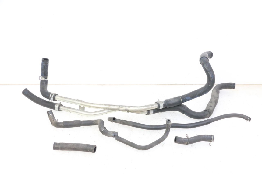 photo de PRZEWÓD CHŁODNICY HONDA FORZA ABS 300 (2013 - 2017) - Inny kąt widzenia