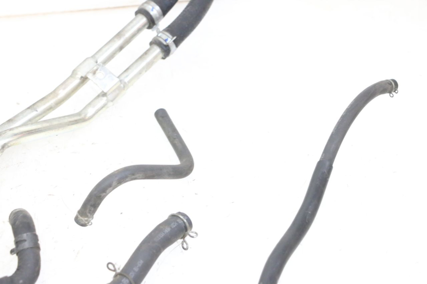 photo de PRZEWÓD CHŁODNICY HONDA FORZA ABS 300 (2013 - 2017) - Widok ogólny