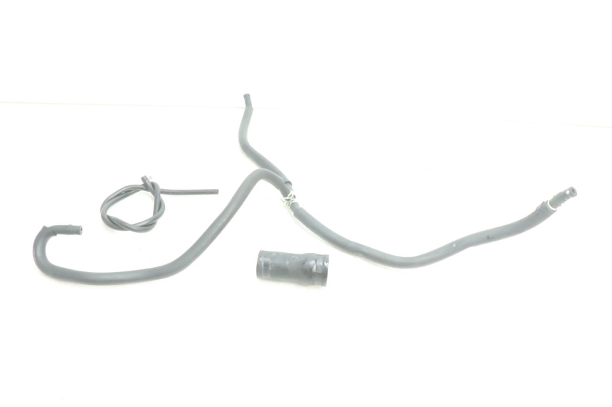 photo de PRZEWÓD CHŁODNICY YAMAHA FZ8 800 (2010 - 2016) - Zoom stanu zużycia