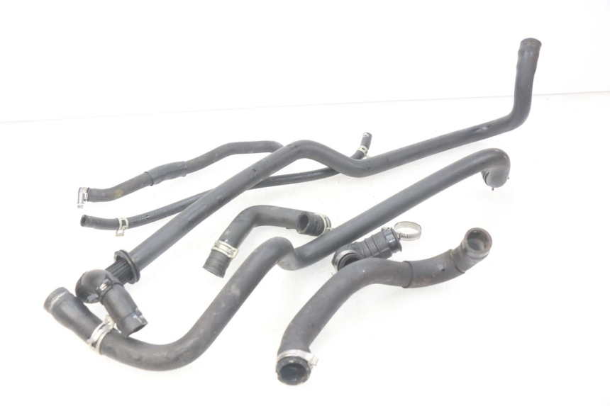 photo de PRZEWÓD CHŁODNICY PEUGEOT GEOPOLIS 400 (2007 - 2013) - Szczegół części