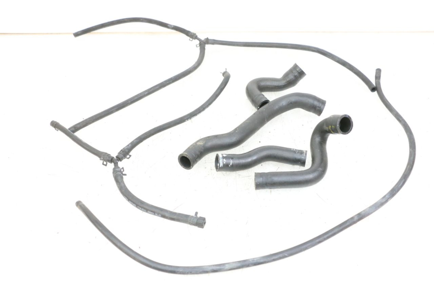 photo de PRZEWÓD CHŁODNICY HUSQVARNA SVARTPILEN 401 (2018 - 2023) - Widok główny